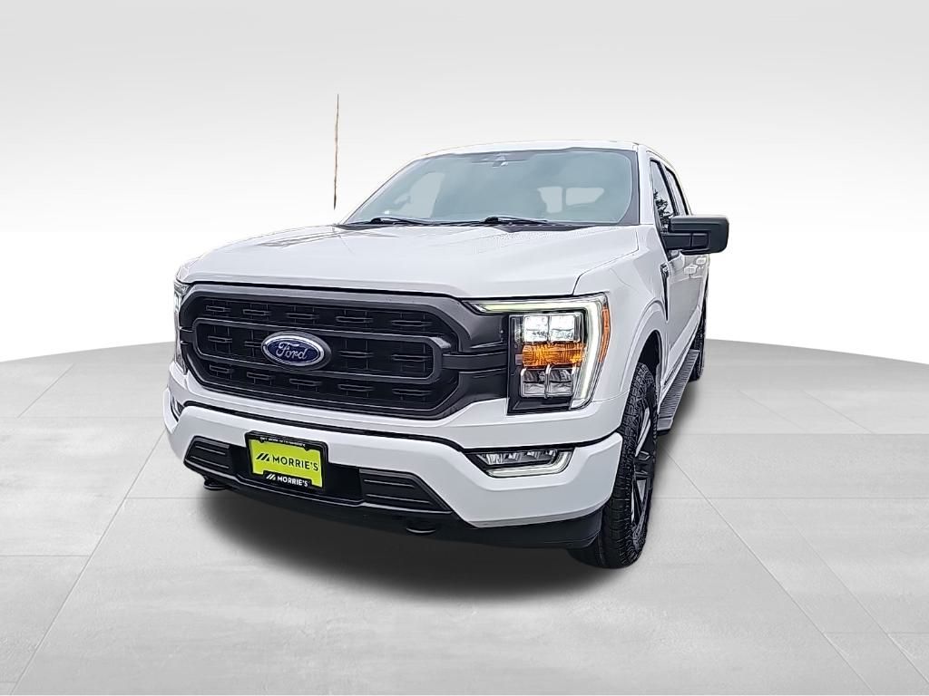 2022 Ford F-150 XLT photo 2