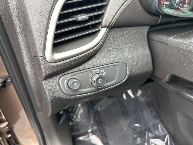 2018 Chevrolet Trax LS photo 23