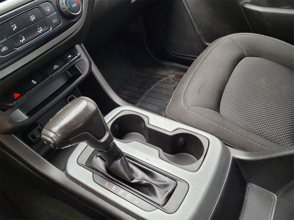 2019 Chevrolet Colorado LT photo 21
