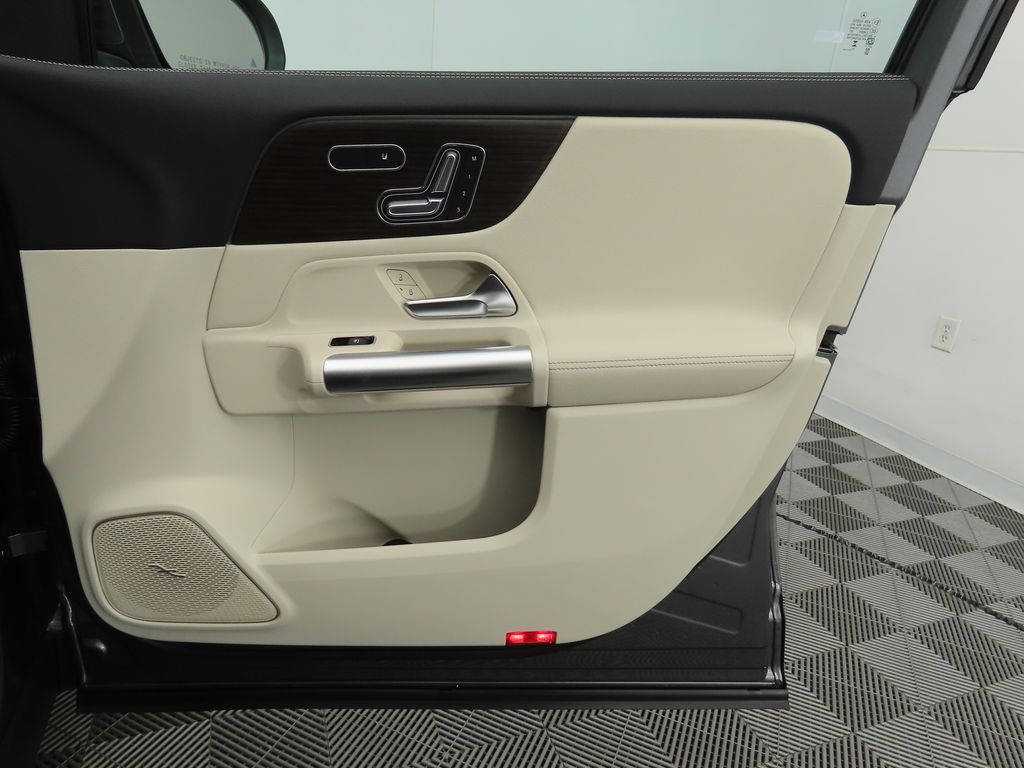 2026 Mercedes Benz GLA 250 photo 23