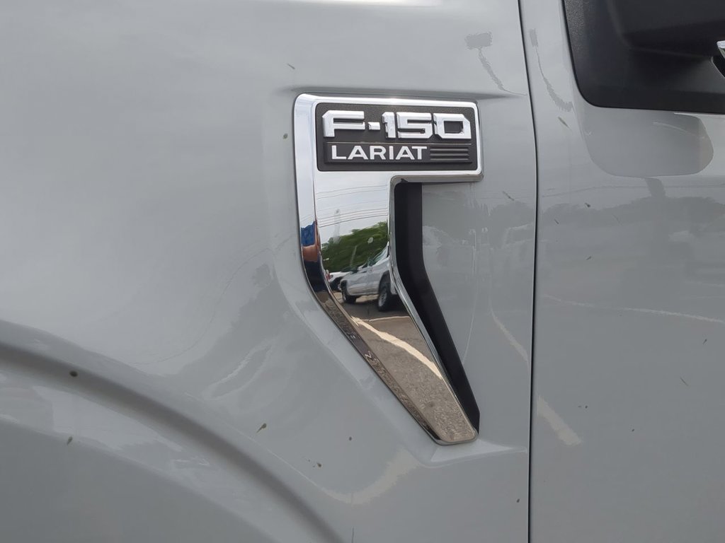 2023 Ford F-150 Lariat photo 32