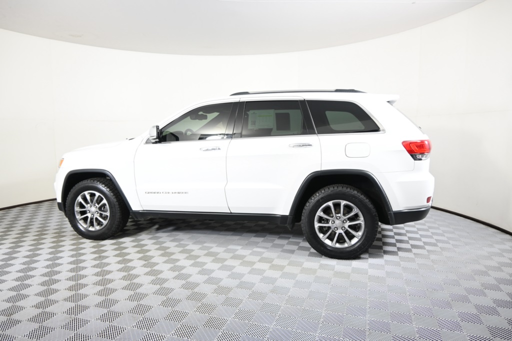 2016 Jeep Grand Cherokee Limited photo 2