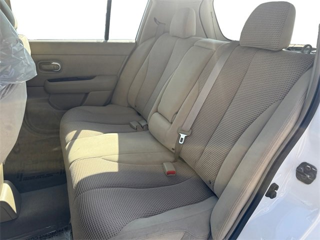 2011 Nissan Versa SL photo 13