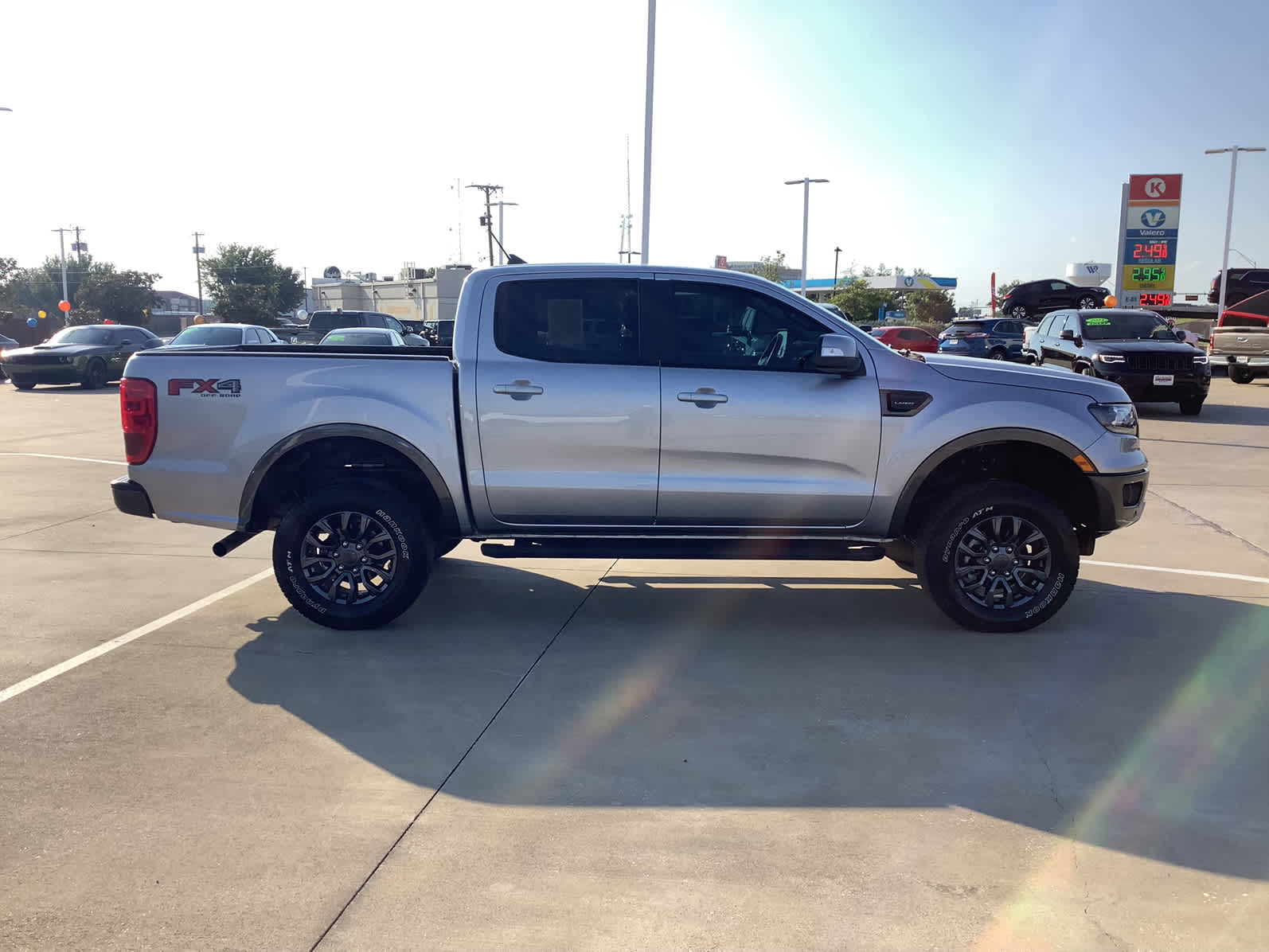 2022 Ford Ranger Lariat photo 2