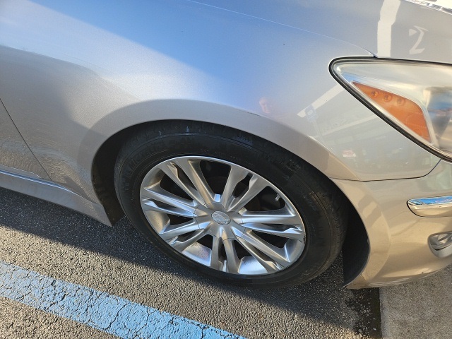 2012 Hyundai Genesis 3.8 photo 3