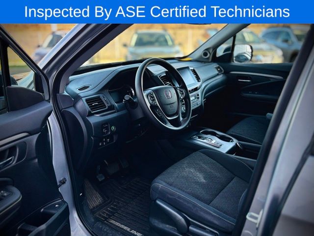 2021 Honda Ridgeline Sport photo 4