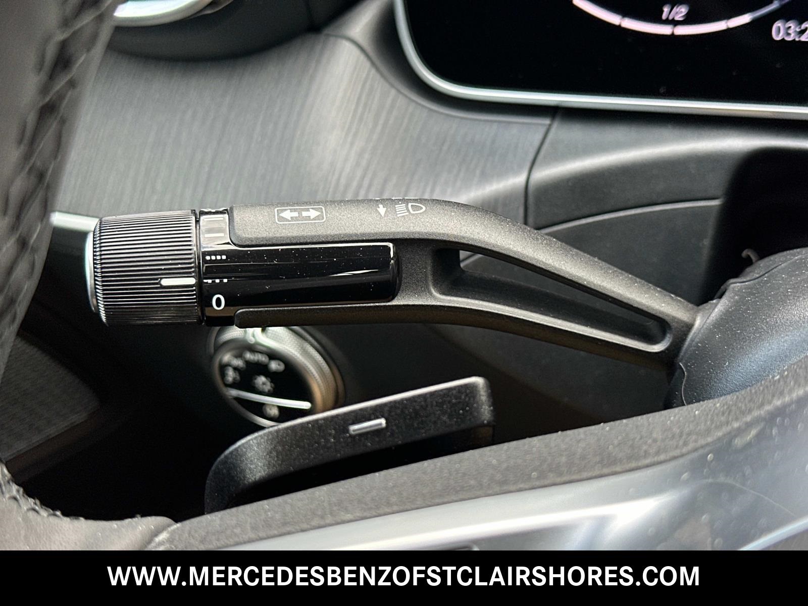 2025 Mercedes Benz C 300 4MATIC photo 23