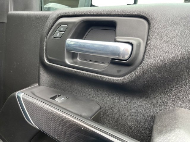 2024 Chevrolet Silverado 2500HD Custom photo 17