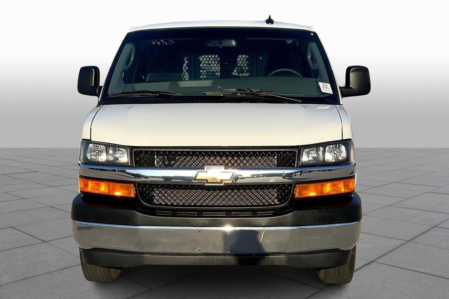 2024 Chevrolet Express Cargo Van photo 3