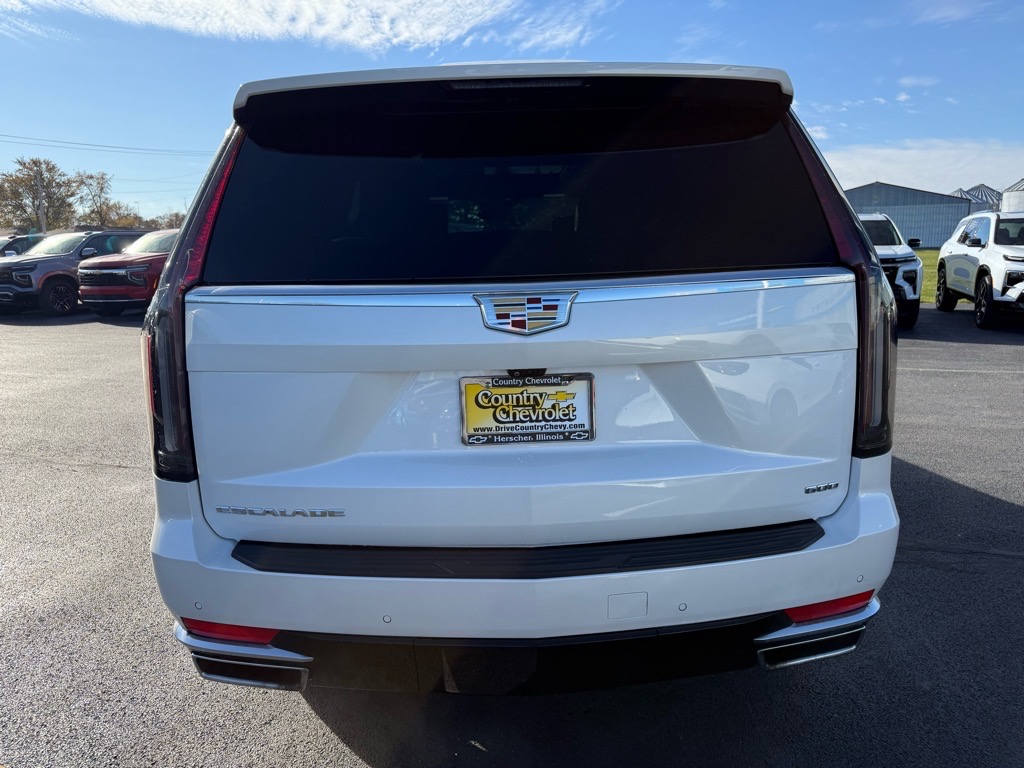 2024 Cadillac Escalade ESV Premium Luxury photo 2