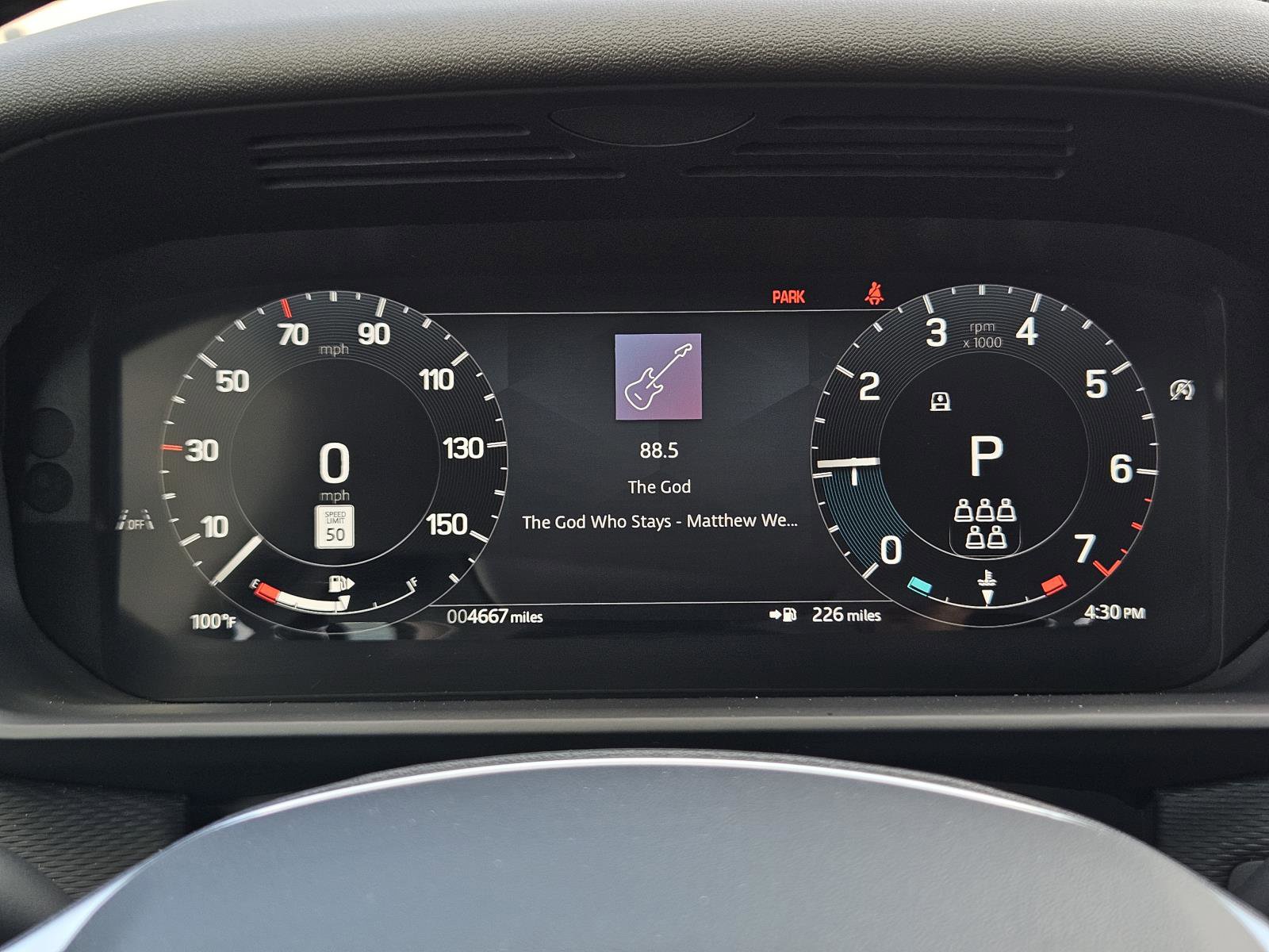 2025 Land Rover Discovery P360 Dynamic SE photo 15