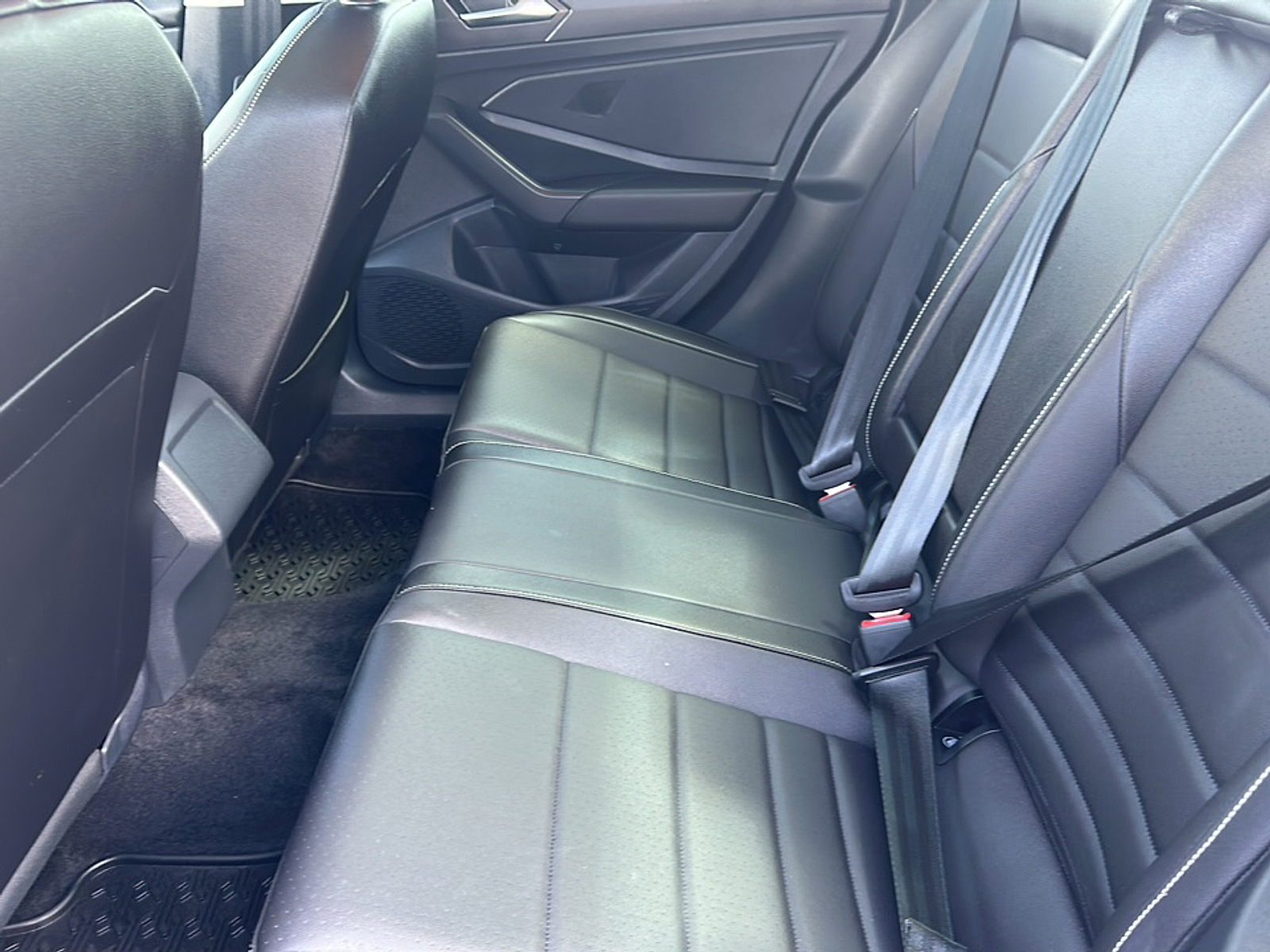 2023 Volkswagen Jetta 1.5T SE photo 4
