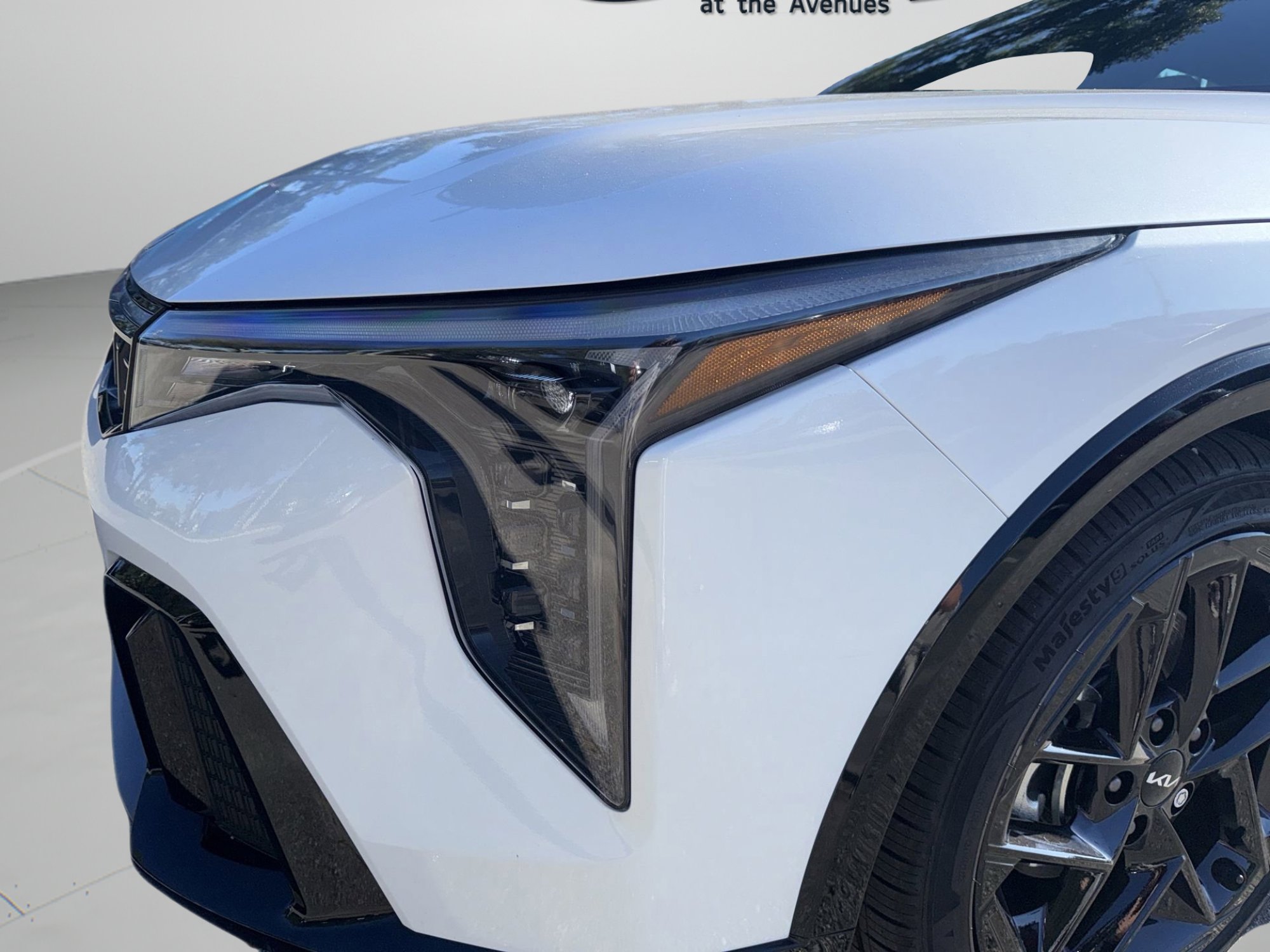 2025 Kia K4 GT-Line Turbo photo 3