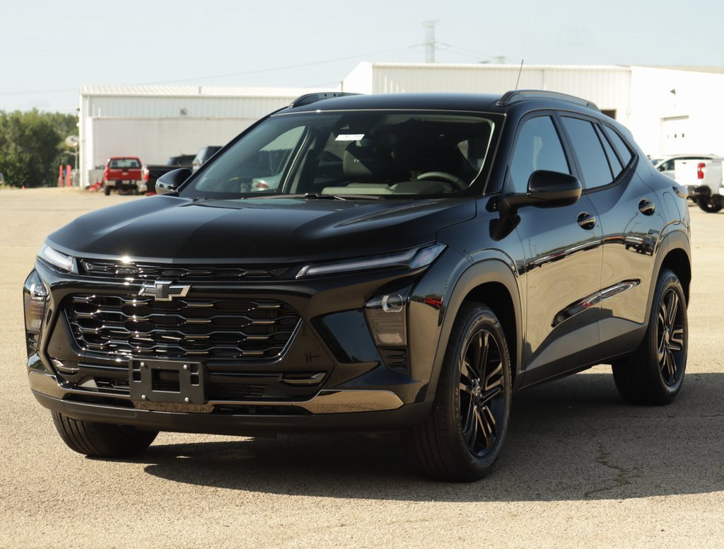 2025 Chevrolet Trax ACTIV photo 2