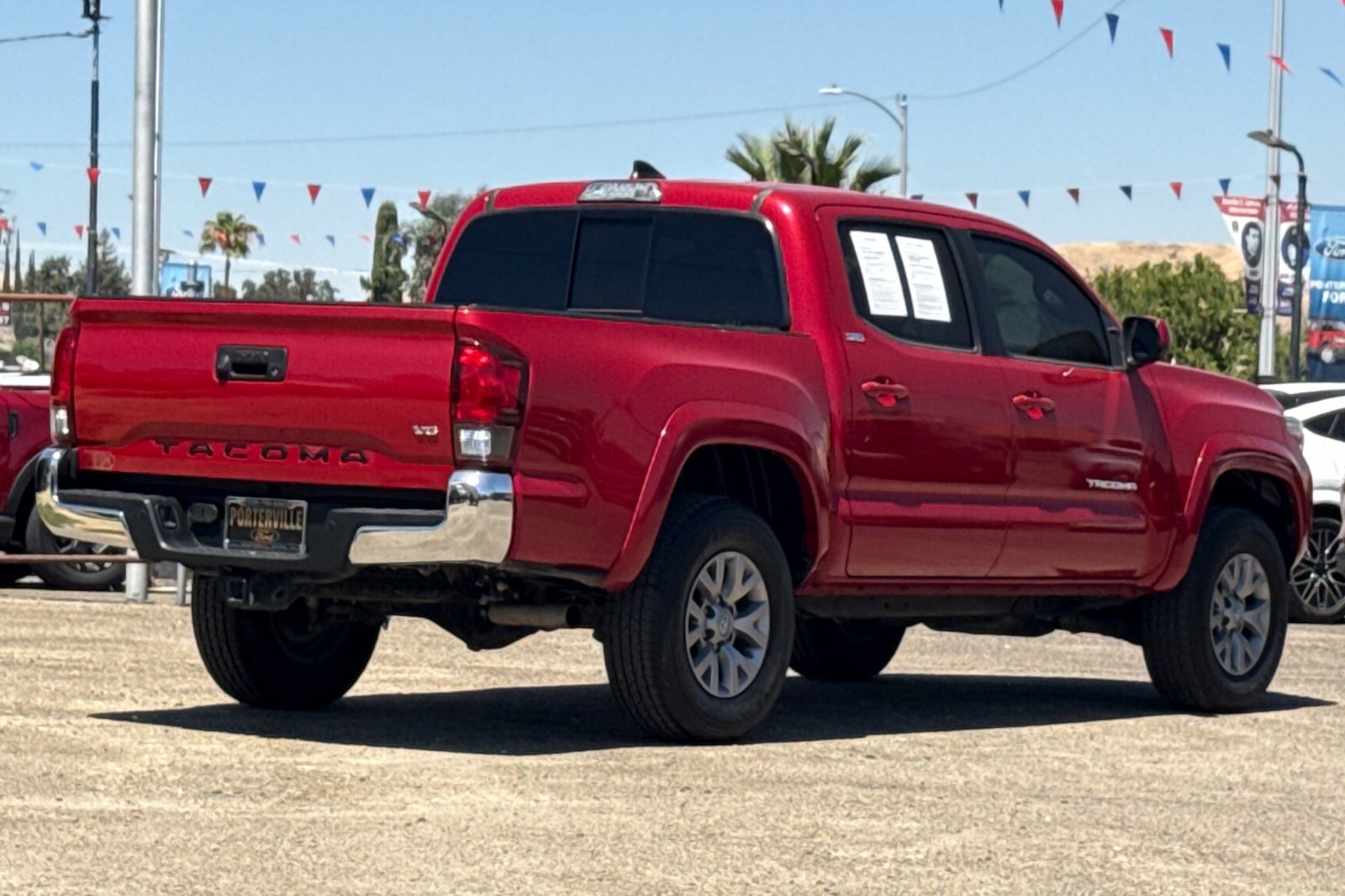 2018 Toyota Tacoma SR5 photo 4