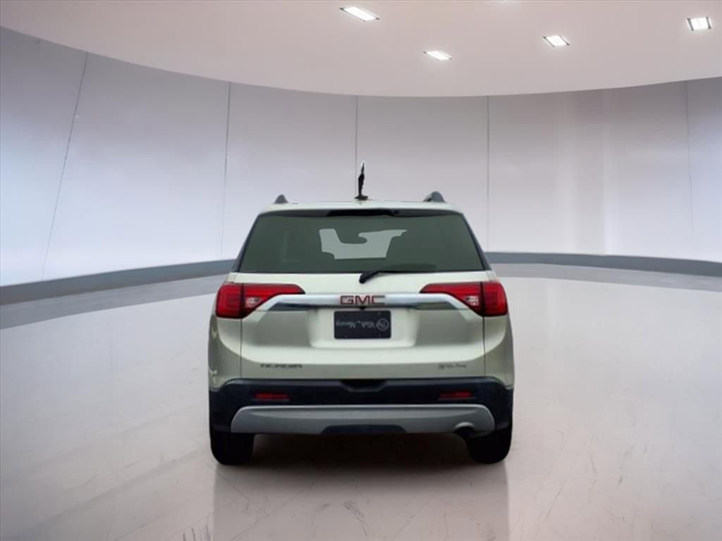 2017 Gmc Acadia SLE photo 4