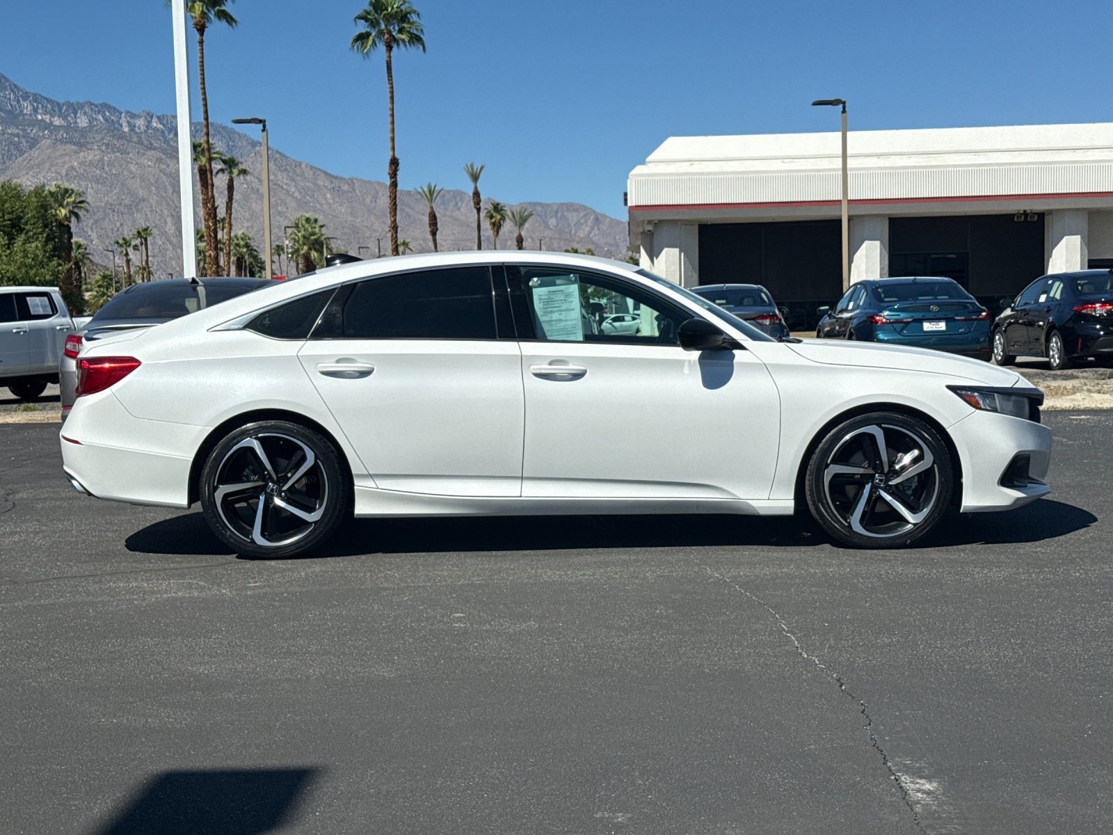 2022 Honda Accord Sport photo 2