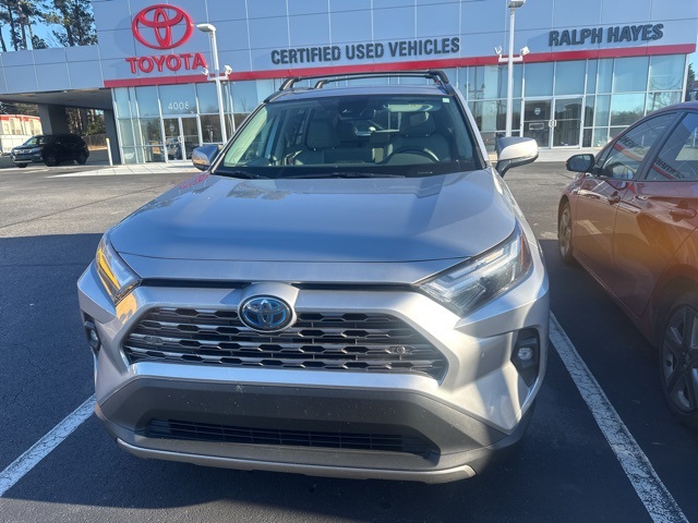 2024 Toyota RAV4 Limited's photo