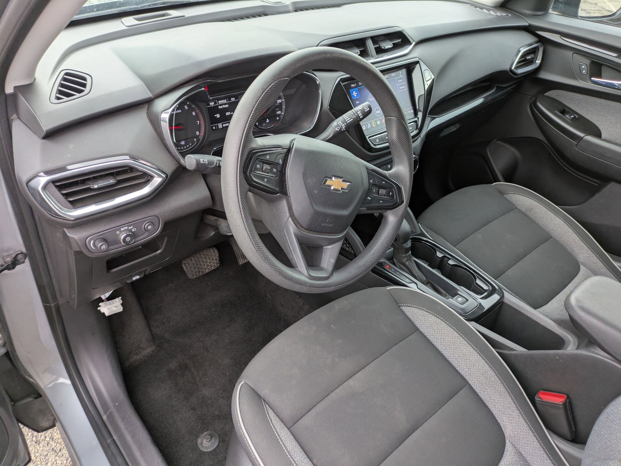 2023 Chevrolet Trailblazer LT photo 13
