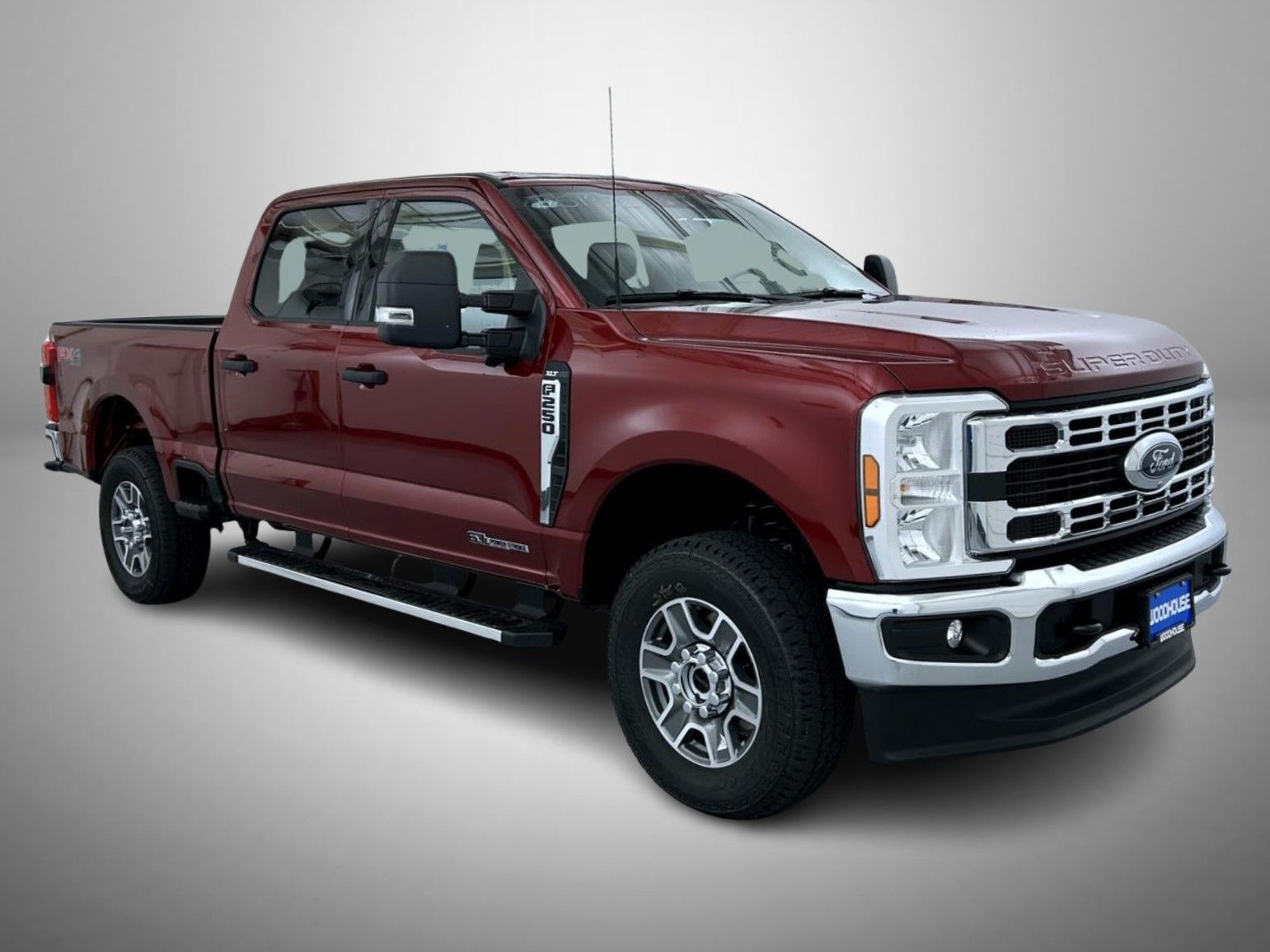 2025 Ford F-250 XLT photo 3