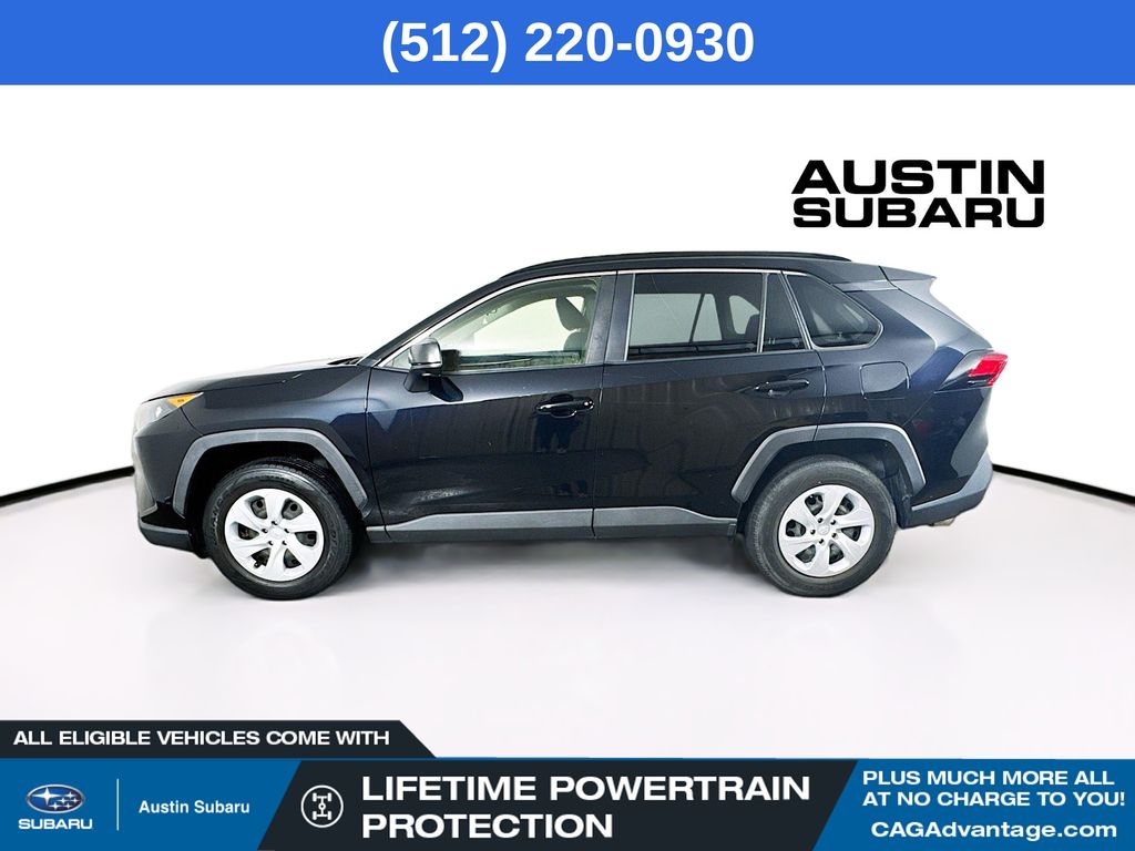 2019 Toyota RAV4 LE photo 4