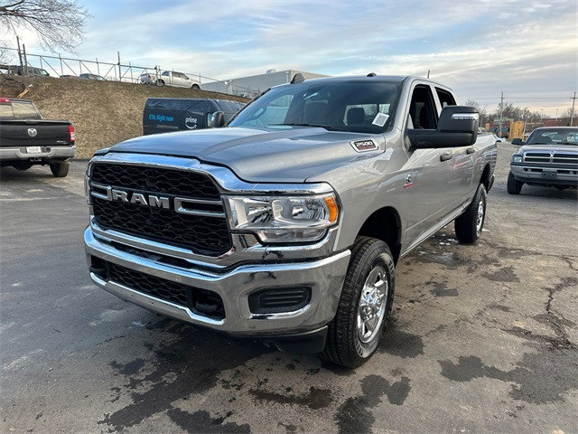 2024 Ram 2500 Tradesman photo 2