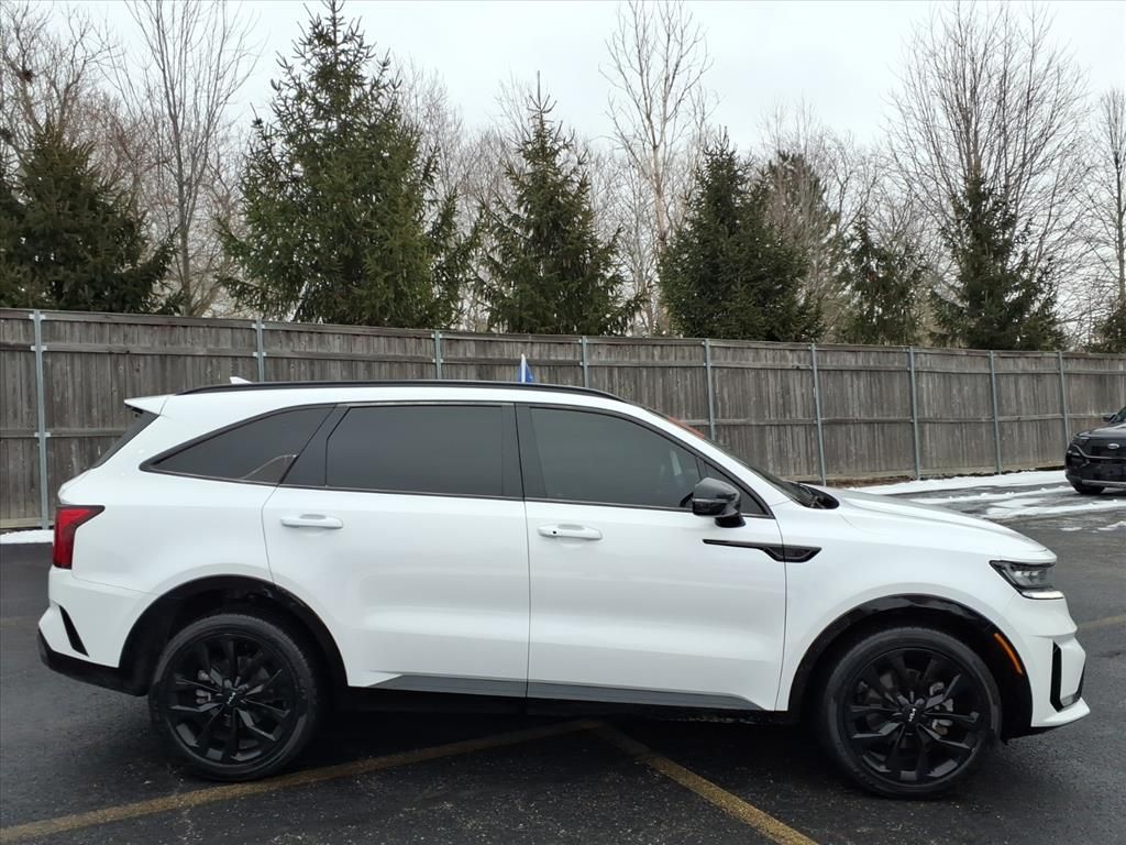 2022 KIA SORENTO - Image 8