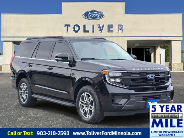 2025 Ford Expedition Active's photo