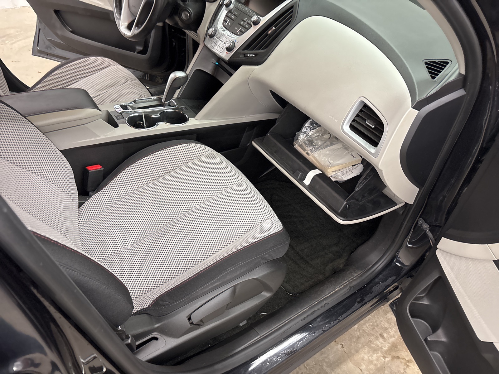 2015 Chevrolet Equinox LT photo 14