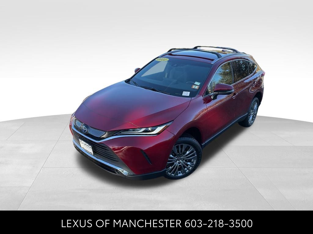 2022 Toyota Venza XLE's photo