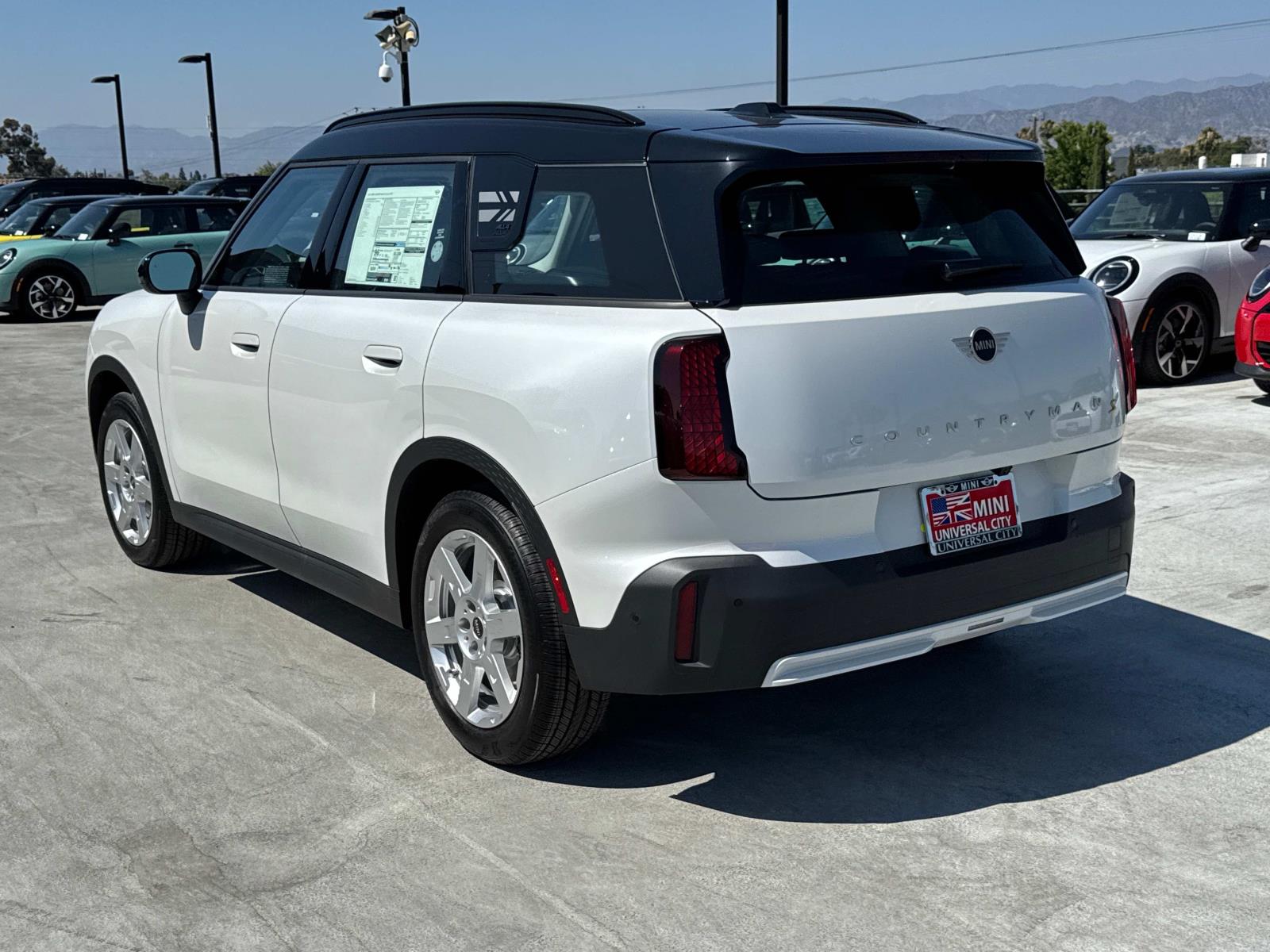2025 Mini Countryman SE photo 2