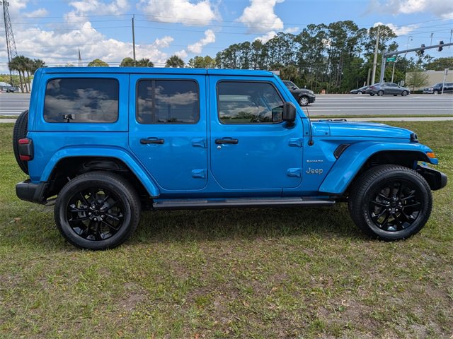 2022 Jeep Wrangler 4xe Unlimited Sahara photo 3