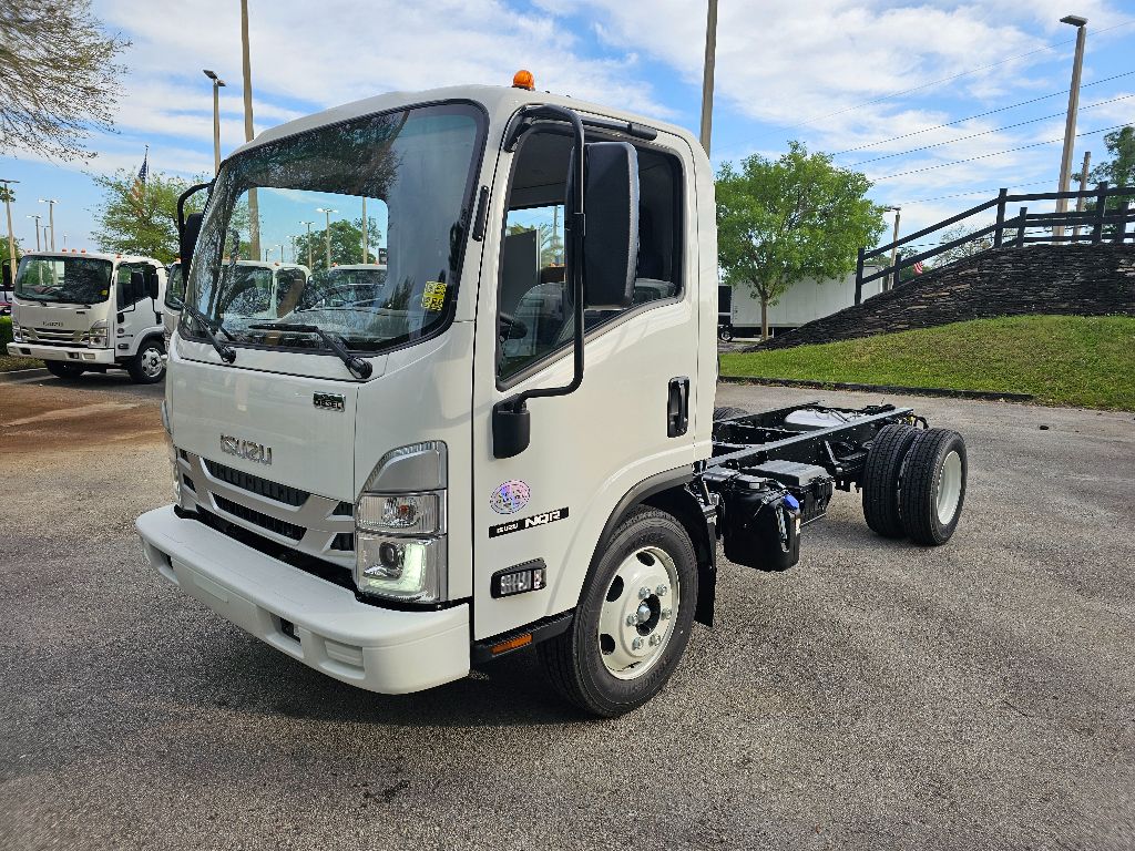 2024 Isuzu NQR's photo