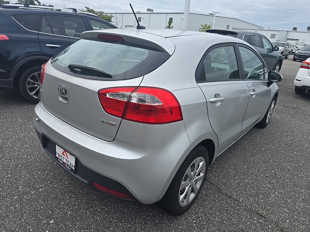 2013 Kia Rio EX photo 5