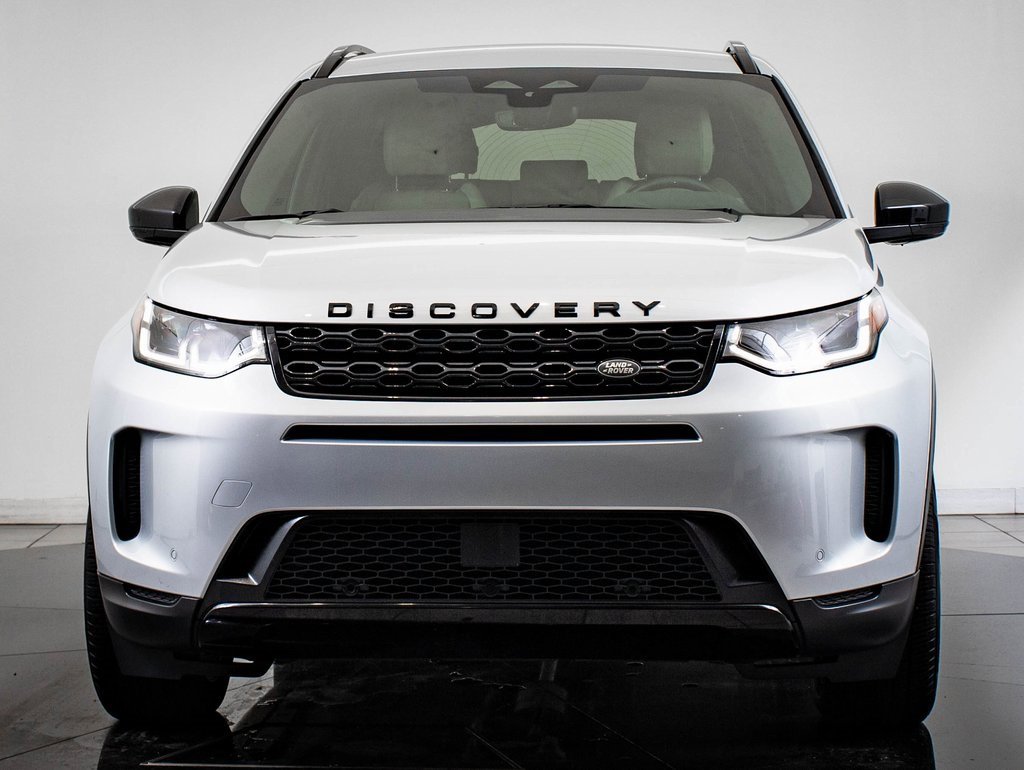 2022 Land Rover Discovery Sport SE photo 2