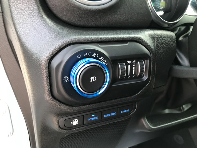 2022 Jeep Wrangler 4xe Unlimited Rubicon photo 11