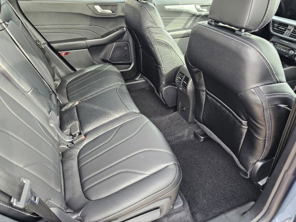 2025 Ford Escape Plug-In Hybrid photo 18