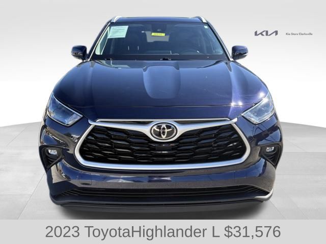 2023 Toyota Highlander L photo 2