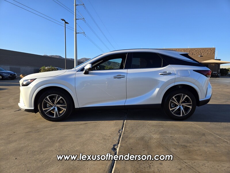 2023 Lexus RX 350 Premium photo 3