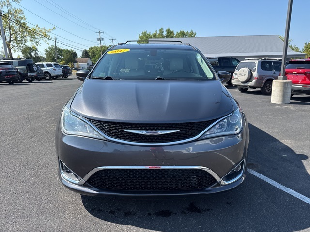 Used 2017 Chrysler Pacifica Touring-L with VIN 2C4RC1BG4HR785543 for sale in Oswego, NY