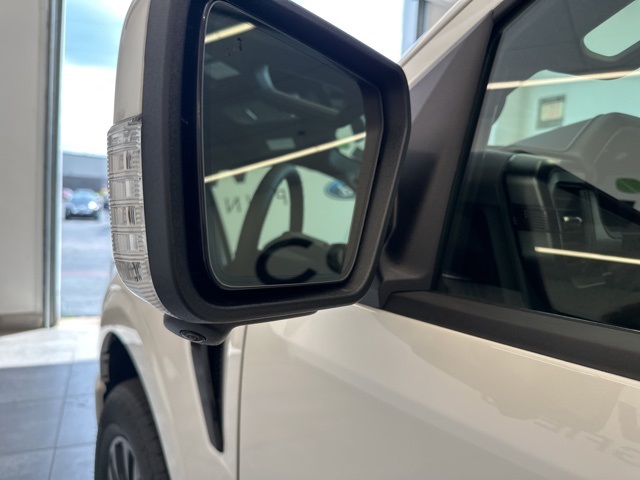 2025 Ford F-150 Lariat photo 39