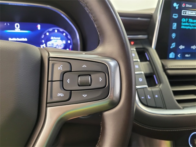 2023 Chevrolet Suburban LT photo 19