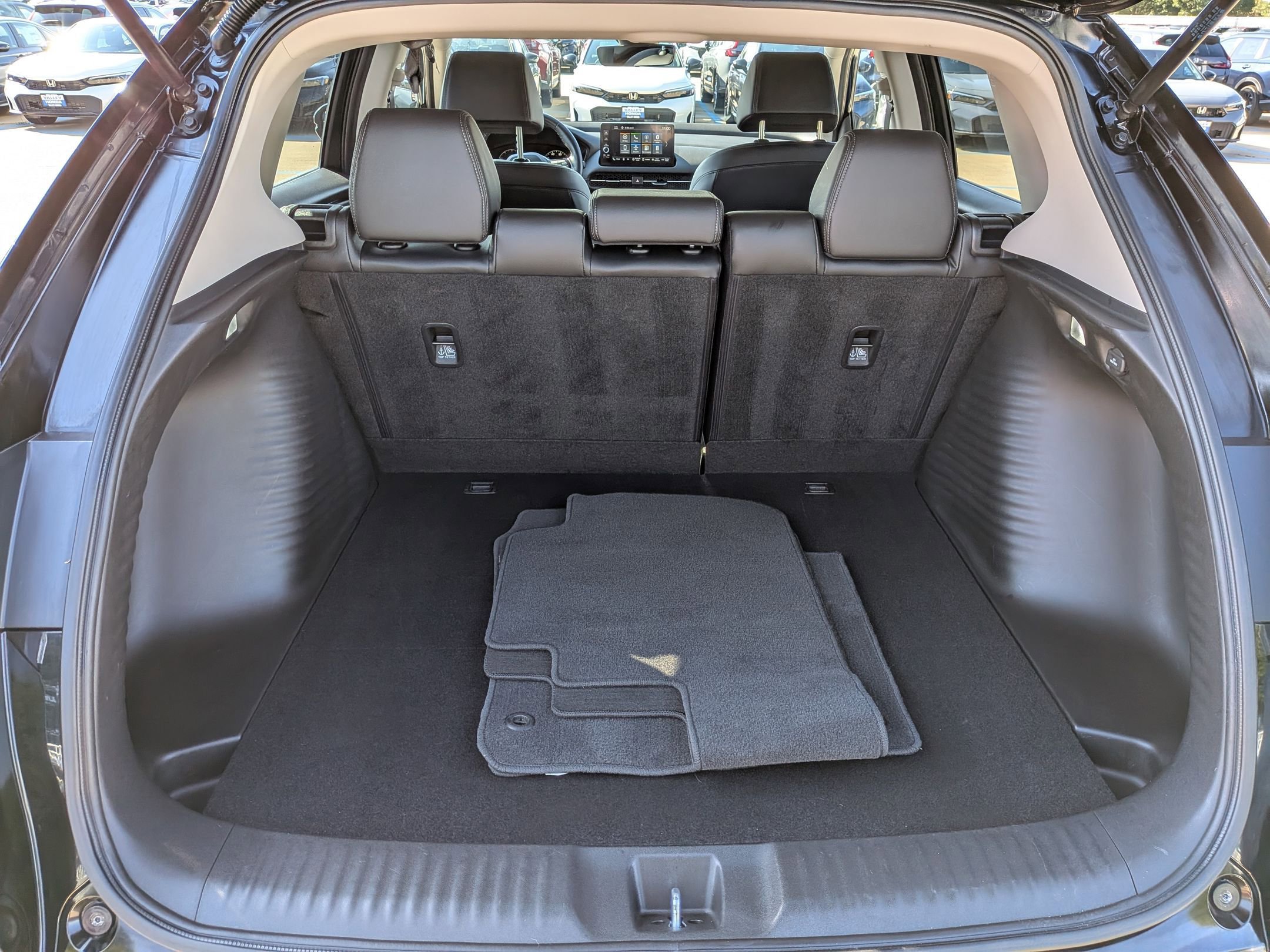 2023 Honda HR-V EX-L photo 24
