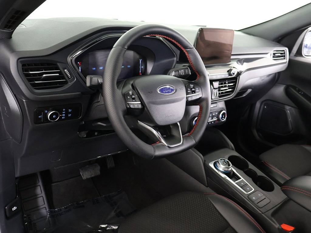 2025 Ford Escape Hybrid ST-Line Select photo 21