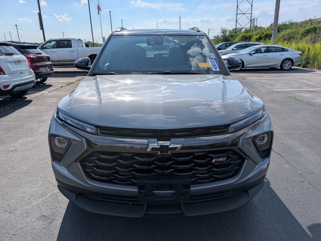 2025 Chevrolet Trailblazer RS photo 2