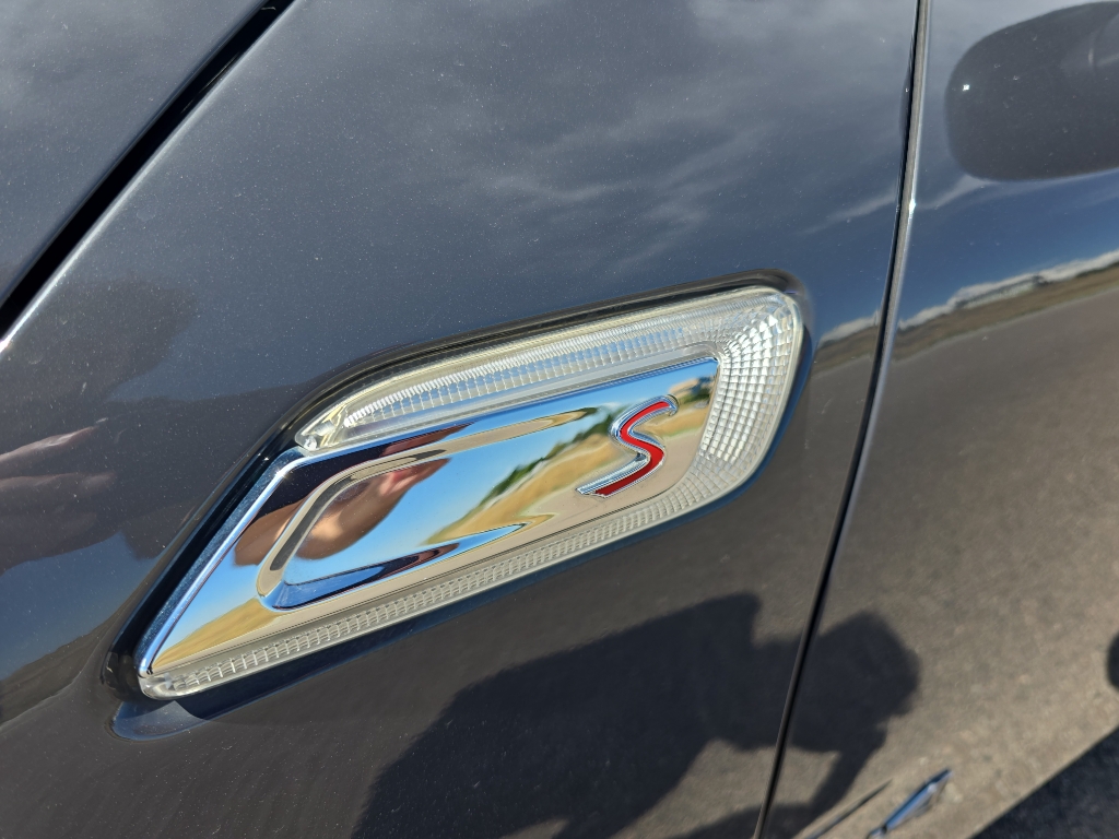 2017 Mini Clubman Base S ALL4 photo 9