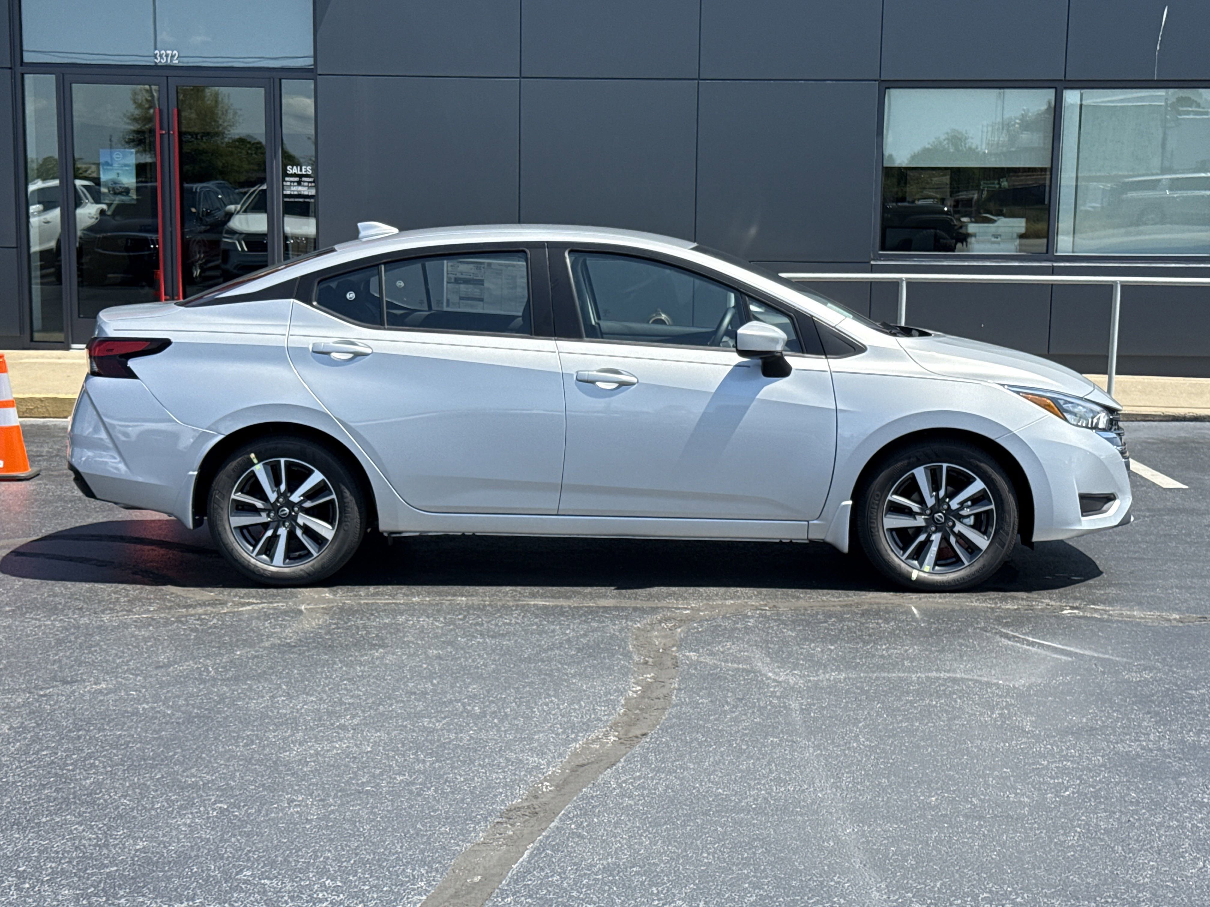2025 Nissan Versa SV photo 2