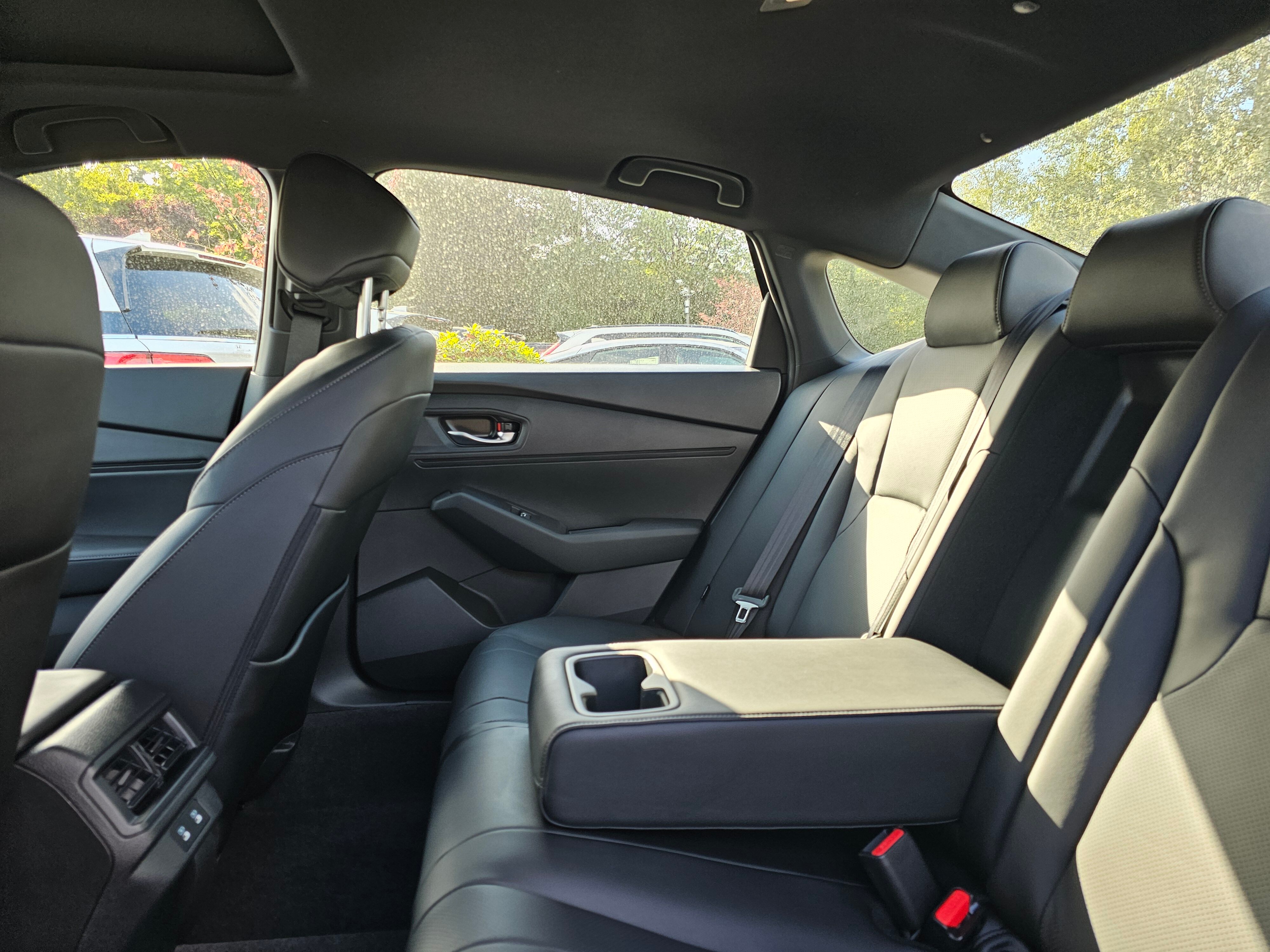 2025 Honda Accord Hybrid Sport-L photo 5