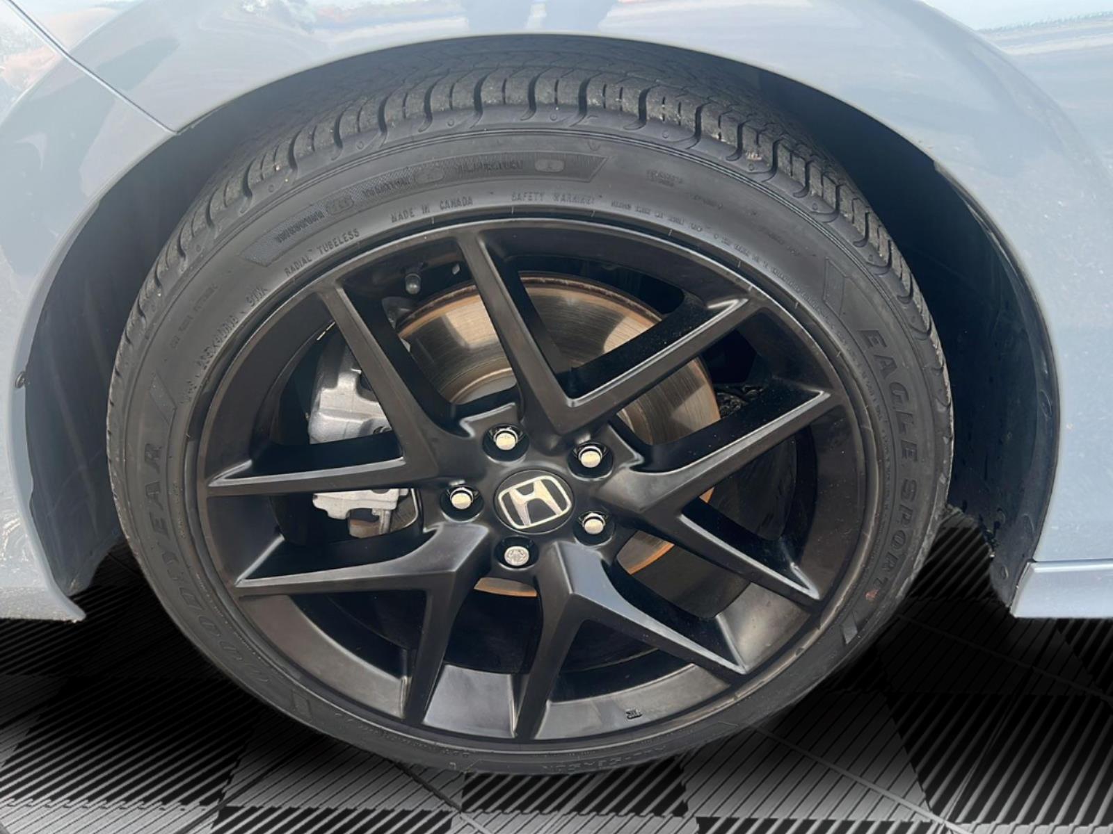 Certified 2022 Honda Civic Si with VIN 2HGFE1E52NH476924 for sale in Kansas City