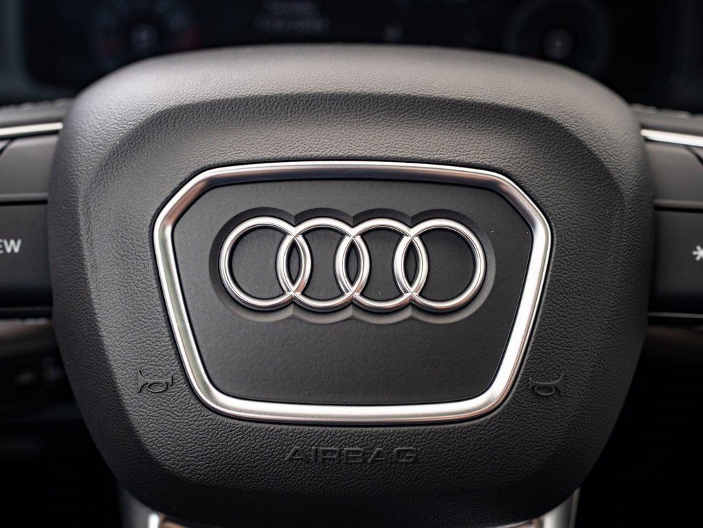 2025 Audi Q7 55 Premium Plus photo 24